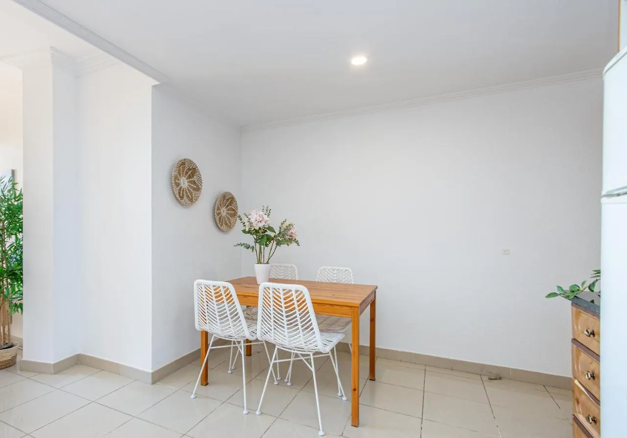 Badia De Roses 1 New Apartment